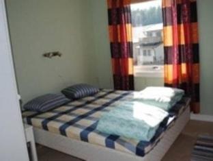 The Visitor Stugby,Dalsland>>Amal,3 star