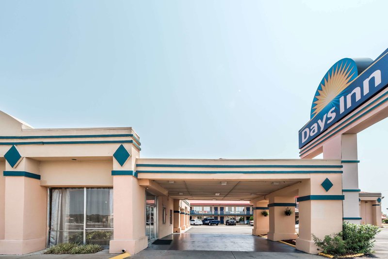 Days Inn By Wyndham South Fort Worth,Fort Worth>>Forest Hill,3 star