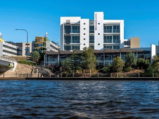 Mercure Sunshine Coast Kawana Waters,Birtinya>>Alexandra Headland,4.5 star
