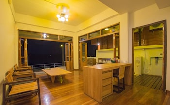 norn nab dao rimkhong