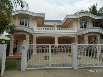 Bearland Paradise Resort,Iloilo City>>Iloilo,3 star