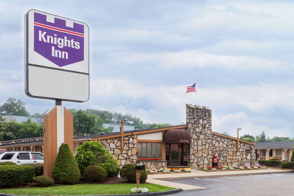 Knights Inn Greensburg,Irwin>>Greensburg,1.5 star