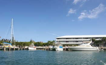 Flamingo Bay Hotel & Marina At Taino Beach