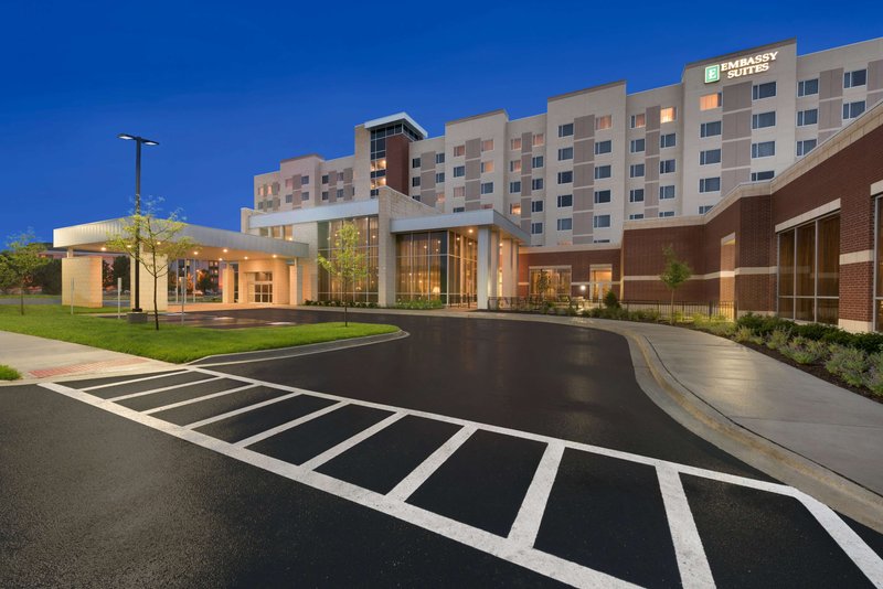 Embassy Suites By Hilton Chicago Naperville