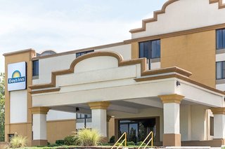 Days Inn By Wyndham Hagerstown I-70,Hagerstown>>Fountainhead-Orchard Hills,2 star