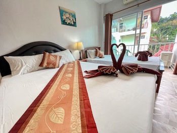 Sr Sea View Apartments,Patong Beach>>Patong,3 star