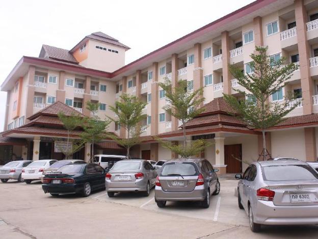 Butnamtong Hotel,Lampang>>Chomphu,3 star