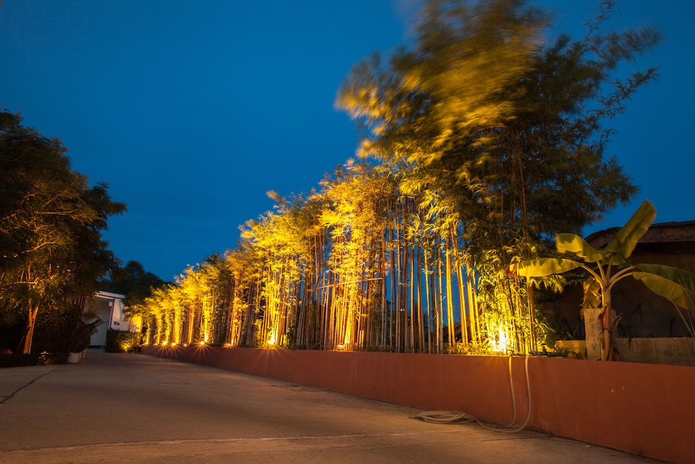 Get Link Hip Hua Hin Hotel,Prachuap Khiri Khan Province>>Hua Hin,3 star