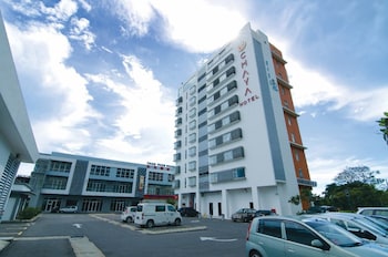 chaya hotel