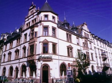 hotel krokodil