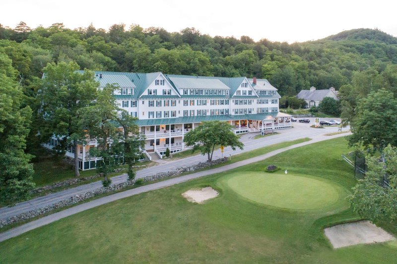 Eagle Mountain House & Golf Club,Jackson>>Carroll,3.5 star