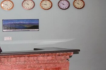 Hotel Half Moon,Pokhara>>Gandaki,3 star