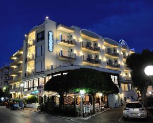 Hotel Venus,Marche>>Gabicce Mare,4 star