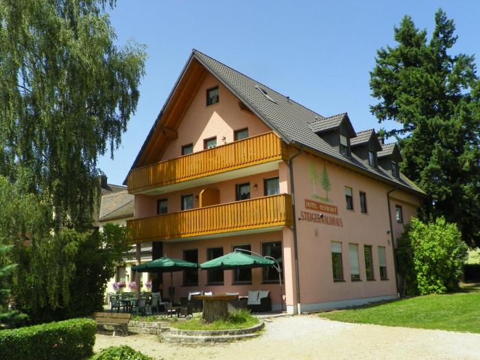 Hotel-Restaurant Steigerwaldhaus,Burghaslach>>Bavaria,2 star