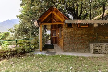 The Silent Valley,,2 star