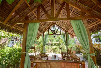 Secret Garden Resort,Near Boat Station 2,3 star