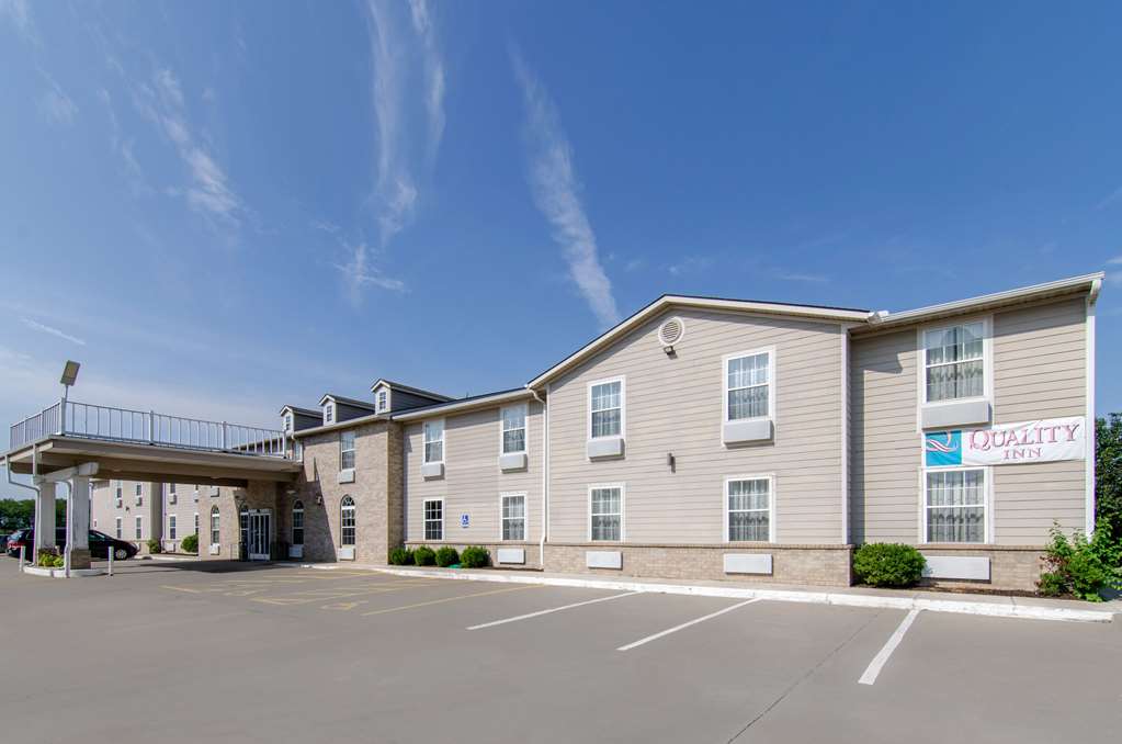 Quality Inn Kearney - Liberty,Kansas City>>Jackson County,2.5 star