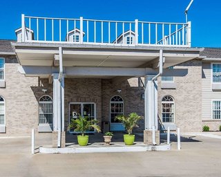 quality inn kearney liberty