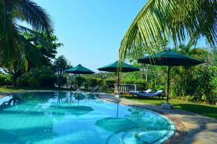asian jewel boutique hotel