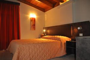 Hotel Centova,Malviya Nagar,3 star