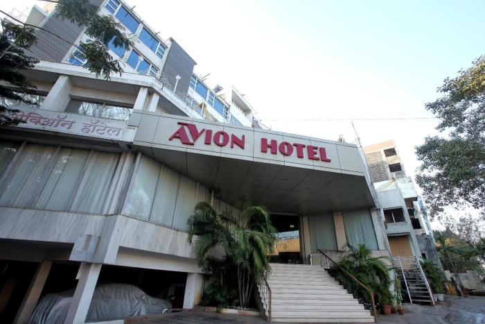 Avion Hotel