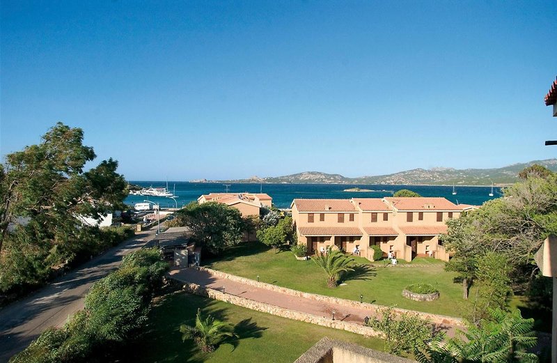blu hotel laconia village