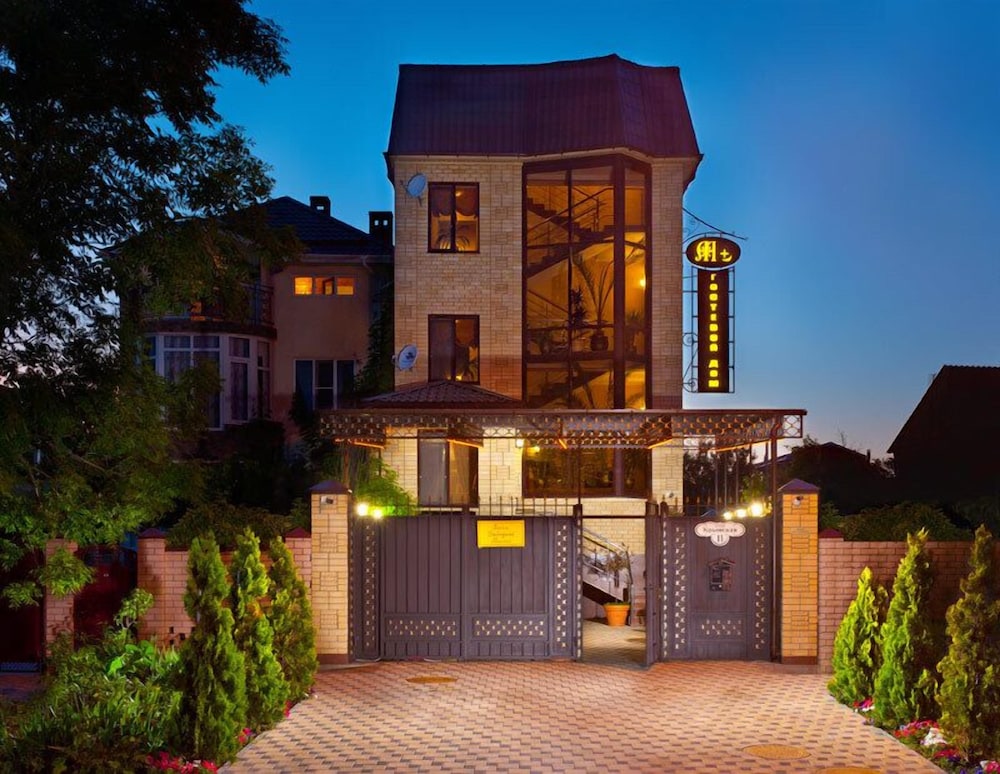 Milotel M+,Krasnodar Krai>>Anapa,3 star