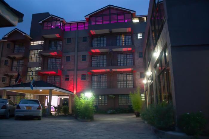 67 airport hotel
