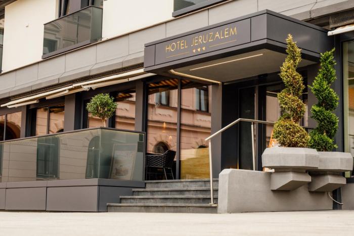 Hotel Jeruzalem,,3 star
