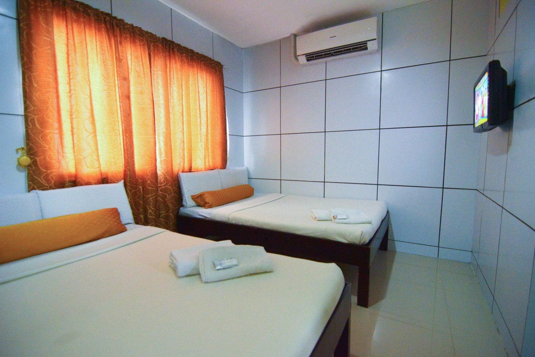 sunny point hotel