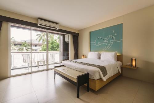 Tiras Patong Beach Hotel,Kathu>>Karon Beach,2 star