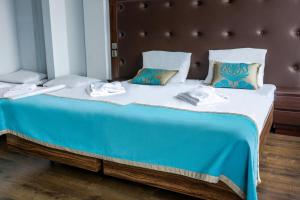 Hotel Opera,Tarnowskie Gory>>Czestochowa,3 star