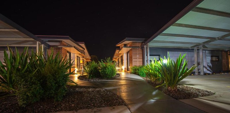 Room Motels Kingaroy,South Burnett>>Kingaroy,4 star