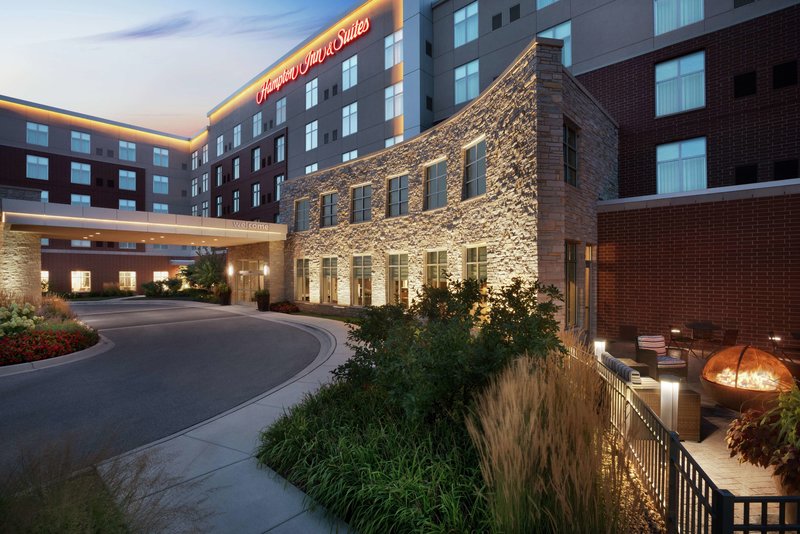 hampton inn and suites rosemont chicago ohare