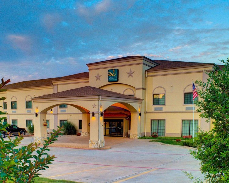 Quality Inn & Suites Glen Rose,Granbury>>Glen Rose,3 star