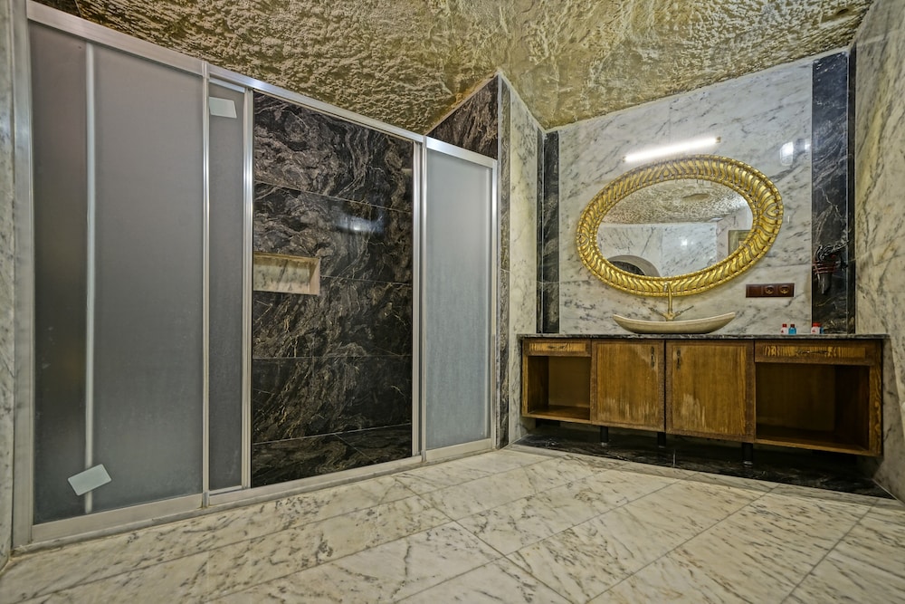 Kayatas Hotel,Goreme>>Cappadocia,2 star