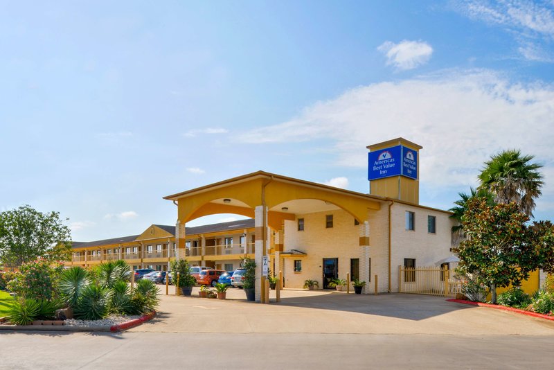 Americas Best Value Inn & Suites Waller Prairie View,Cypress>>Brenham,2 star
