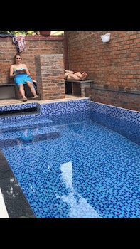 hue four seasons hotel