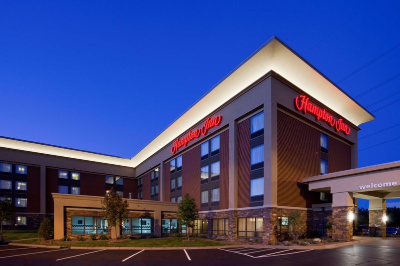 Hampton Inn Minneapolis Nw Maple Grove,Maple Grove>>Hennepin County,2.5 star