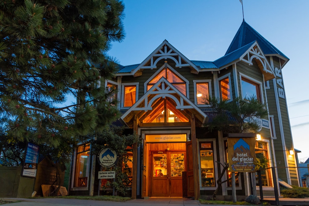 hotel del glaciar libertador
