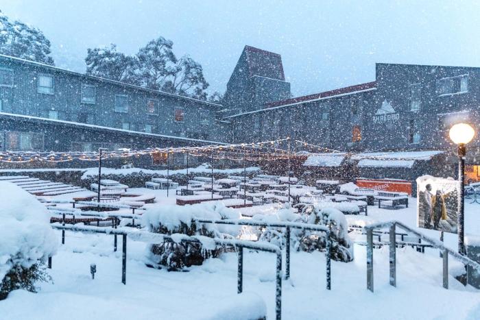 Thredbo Alpine Hotel,Crackenback>>Byron Bay,3 star