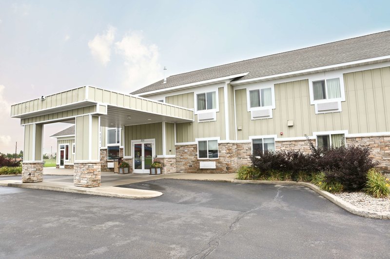 Grandstay Hotel & Suites Perham,Ottertail>>Detroit Lakes,3 star