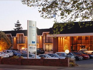 the avenue hotel