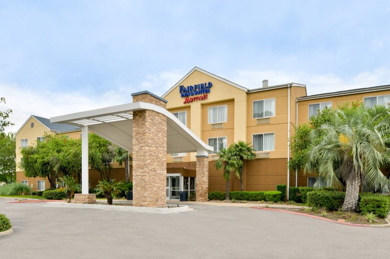 Fairfield Inn & Suites Beaumont,Texas>>Beaumont,3 star