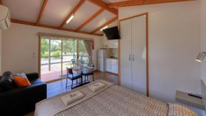 Cobar Caravan Park,New South Wales>>Cobar,2 star
