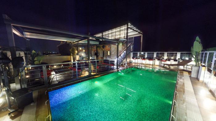platinum grand