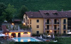 hotel barolo