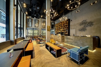 hotel yan