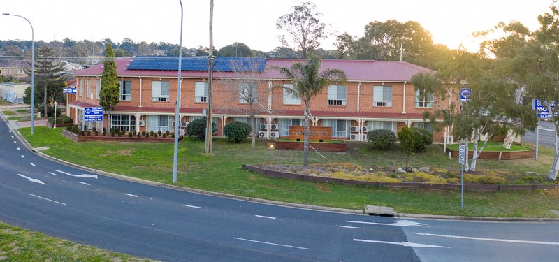 Hamilton's Queanbeyan Motel,Capital Country>>Canberra,4 star