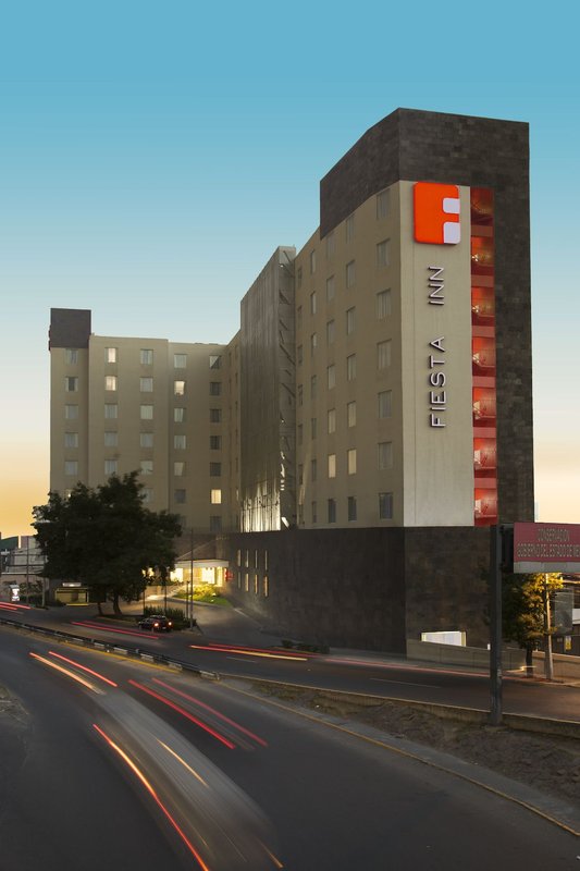 fiesta inn express naucalpan